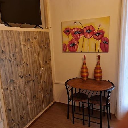 6 Καλινοβου Center Of Athens Πεδιον Αρεωσ 아파트 외부 사진